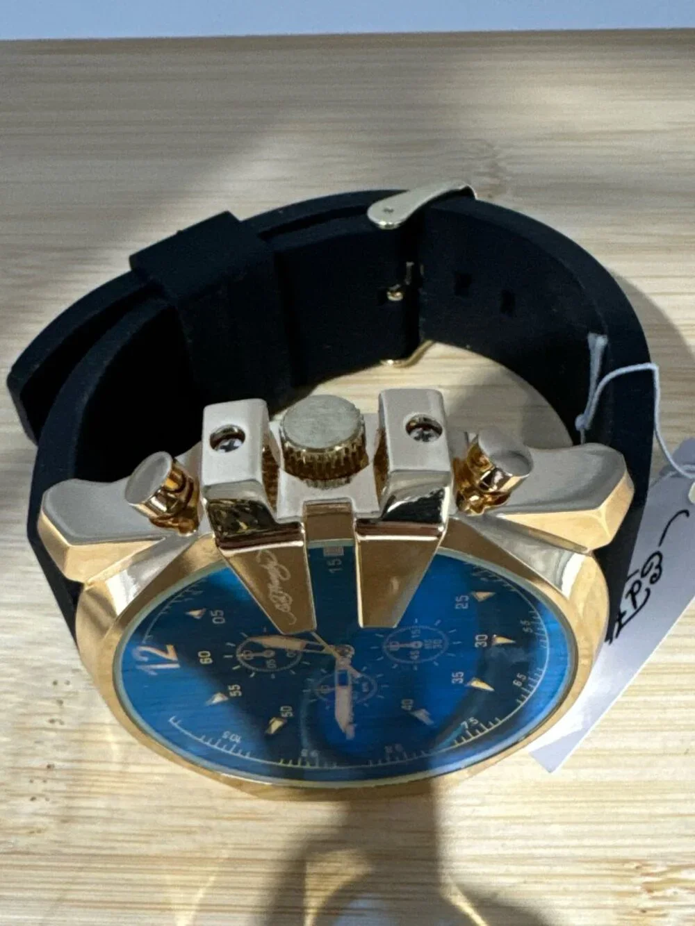 Ed Hardy Men's Gold Tone Watch Black Silicone Strap Yellow Crystal Quartz